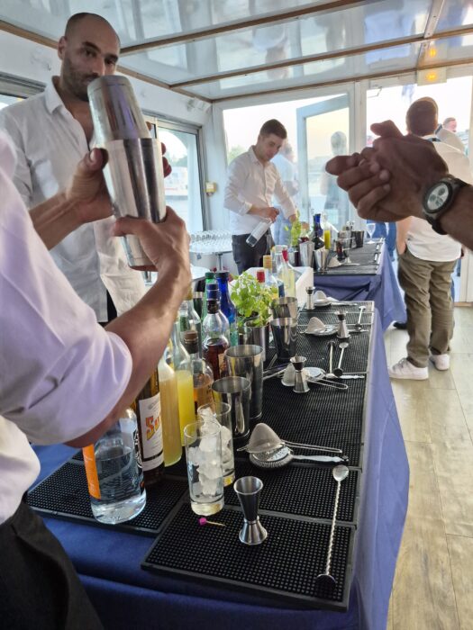 Prestation cocktail fin année peniche paris