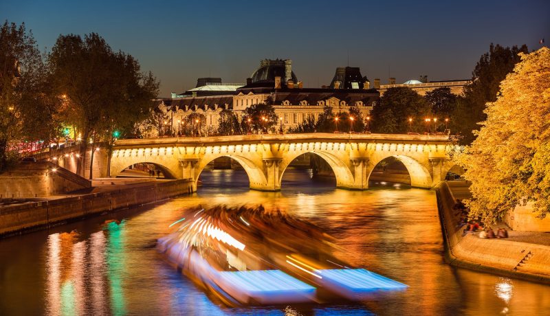 Bateau-de-nuite-sur-la-Seine-2-1.jpeg